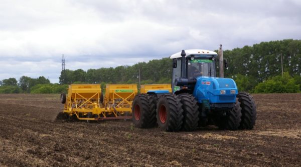 tractor-htz-17221