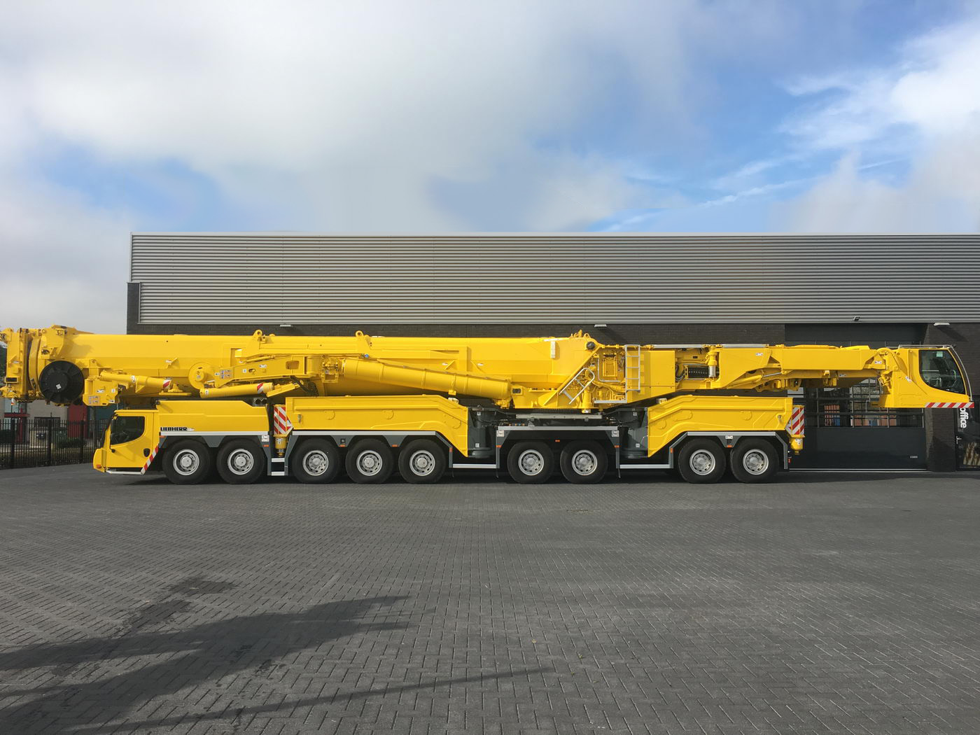 Автокран Liebherr LTM 11200-9.1