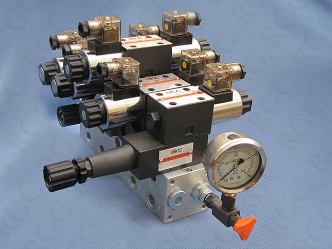 Р 7 (Модульная аппаратура CETOP).jpg